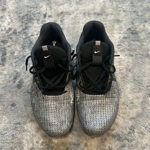 Nike Men’s Athletic Shoes Black and Silver